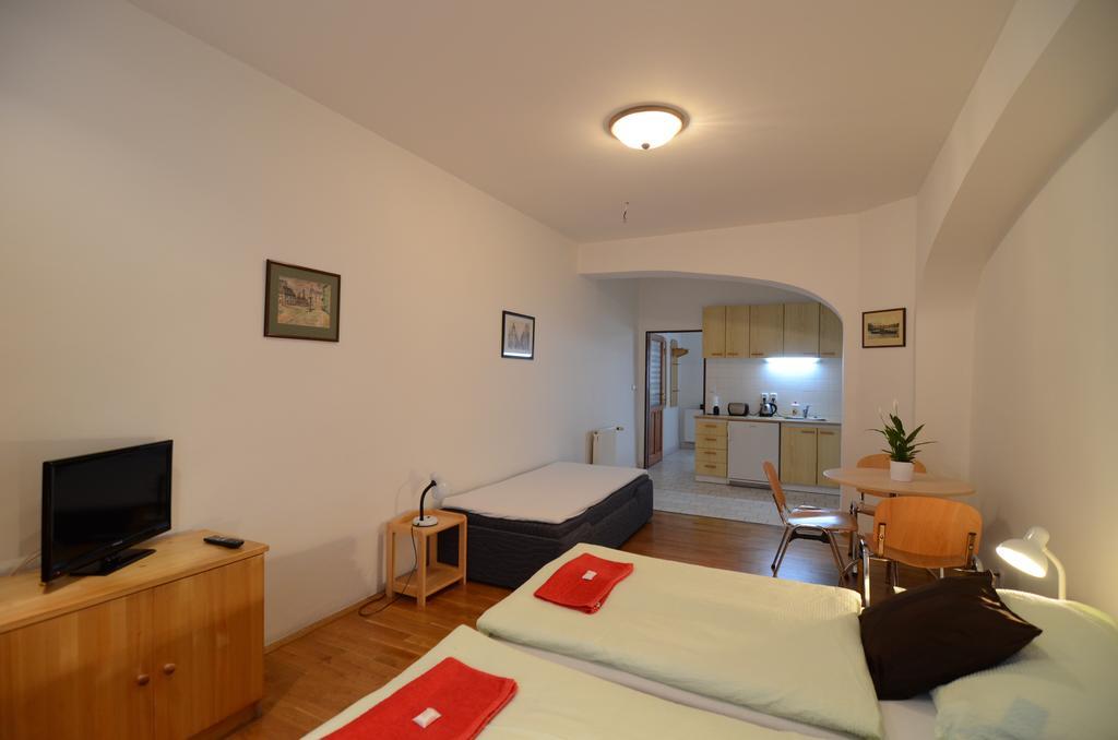 Apartments Karlin Прага Номер фото