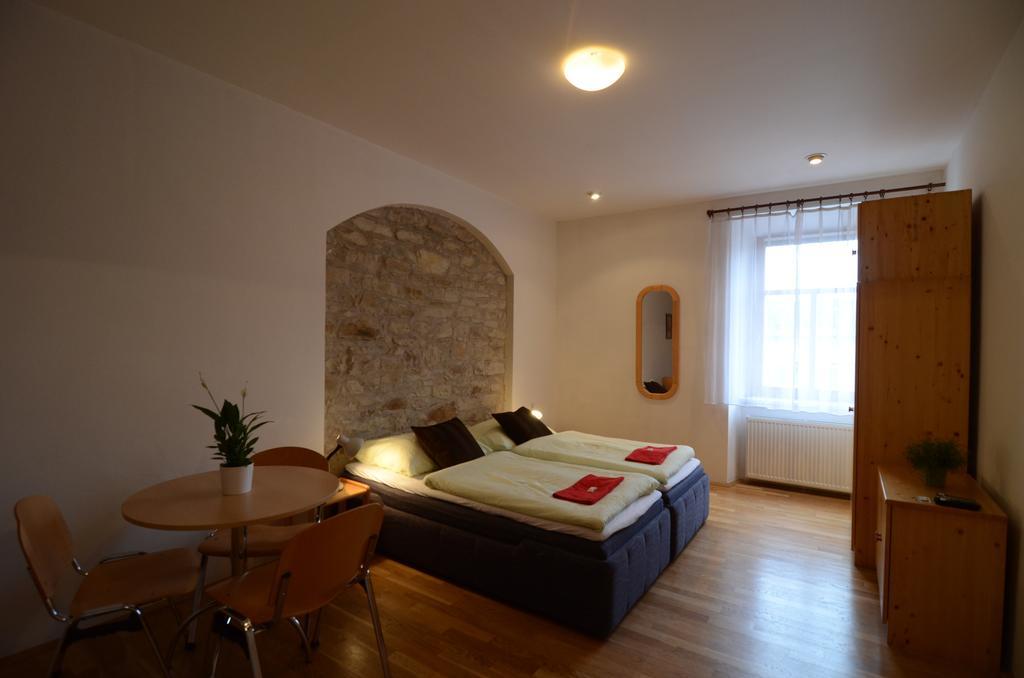 Apartments Karlin Прага Номер фото