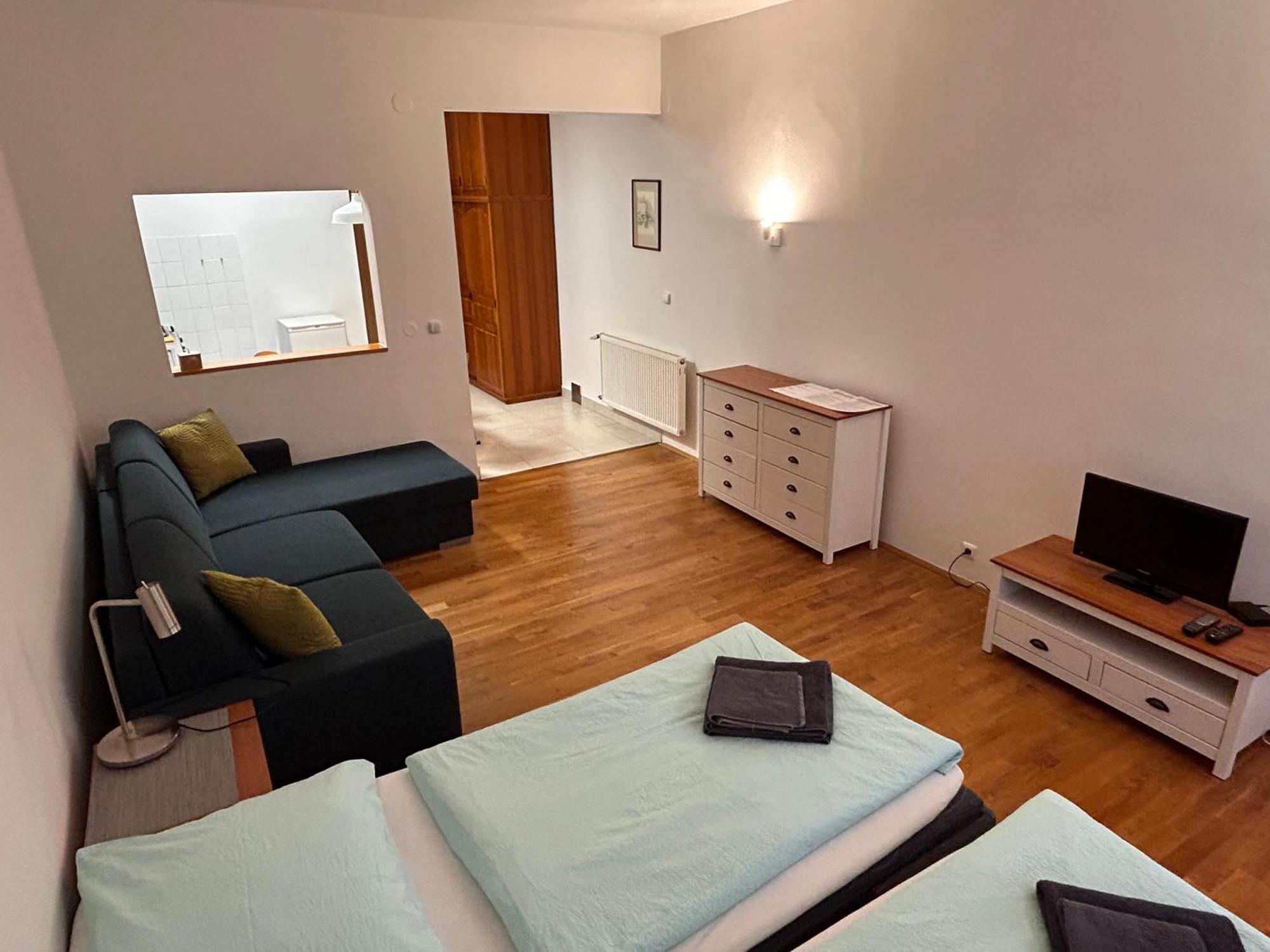 Apartments Karlin Прага Экстерьер фото
